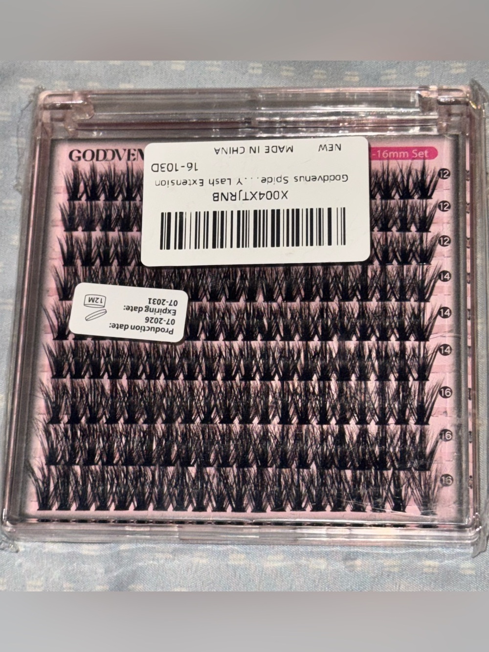 VENUS Black Pre-made Individual Lash Clusters